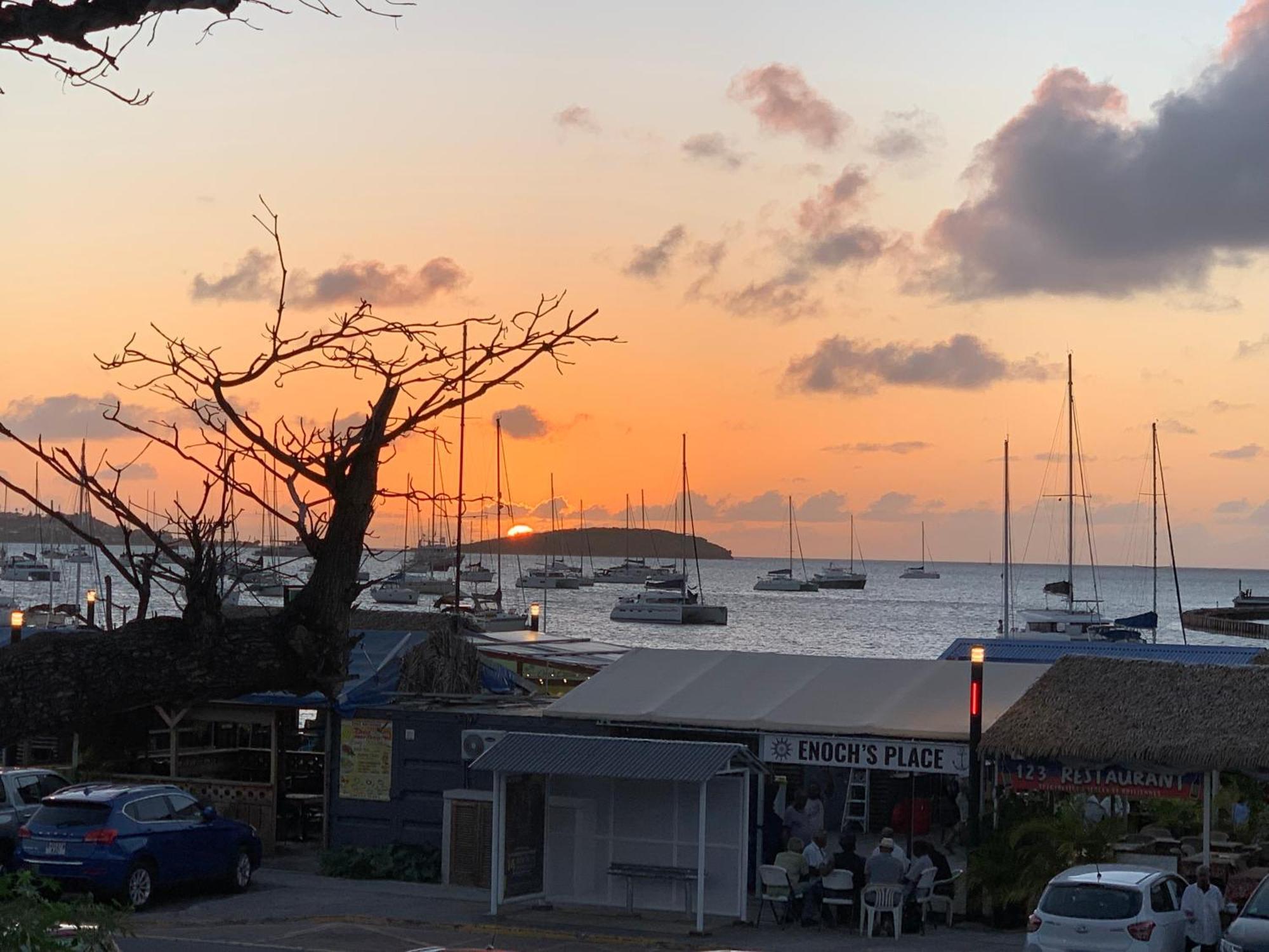 Duplex Cosy Au Coeur De Marigot Daire Marigot  Dış mekan fotoğraf